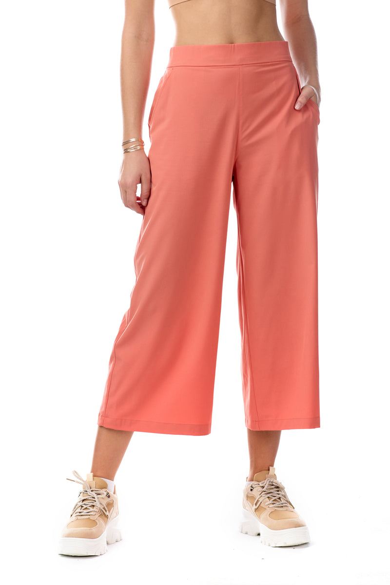 Breathe Woven Crop Pants