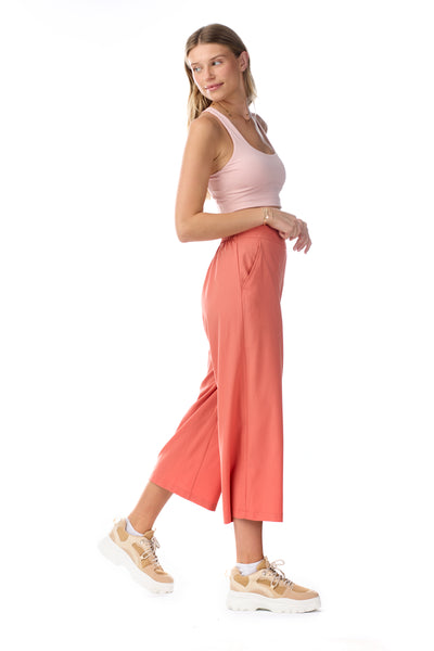 Breathe Woven Crop Pants